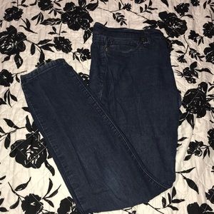 FOREVER21 Skinny Jeans